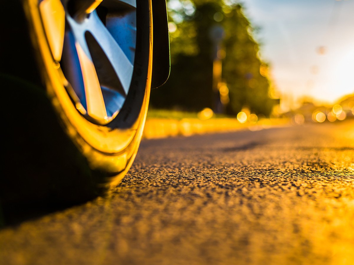 Bekend Supersonische snelheid financiën Waarom het zo belangrijk is om met de juiste autobanden te rijden Bekend Supersonische snelheid financiën Waarom het zo belangrijk is om met de juiste autobanden te rijden